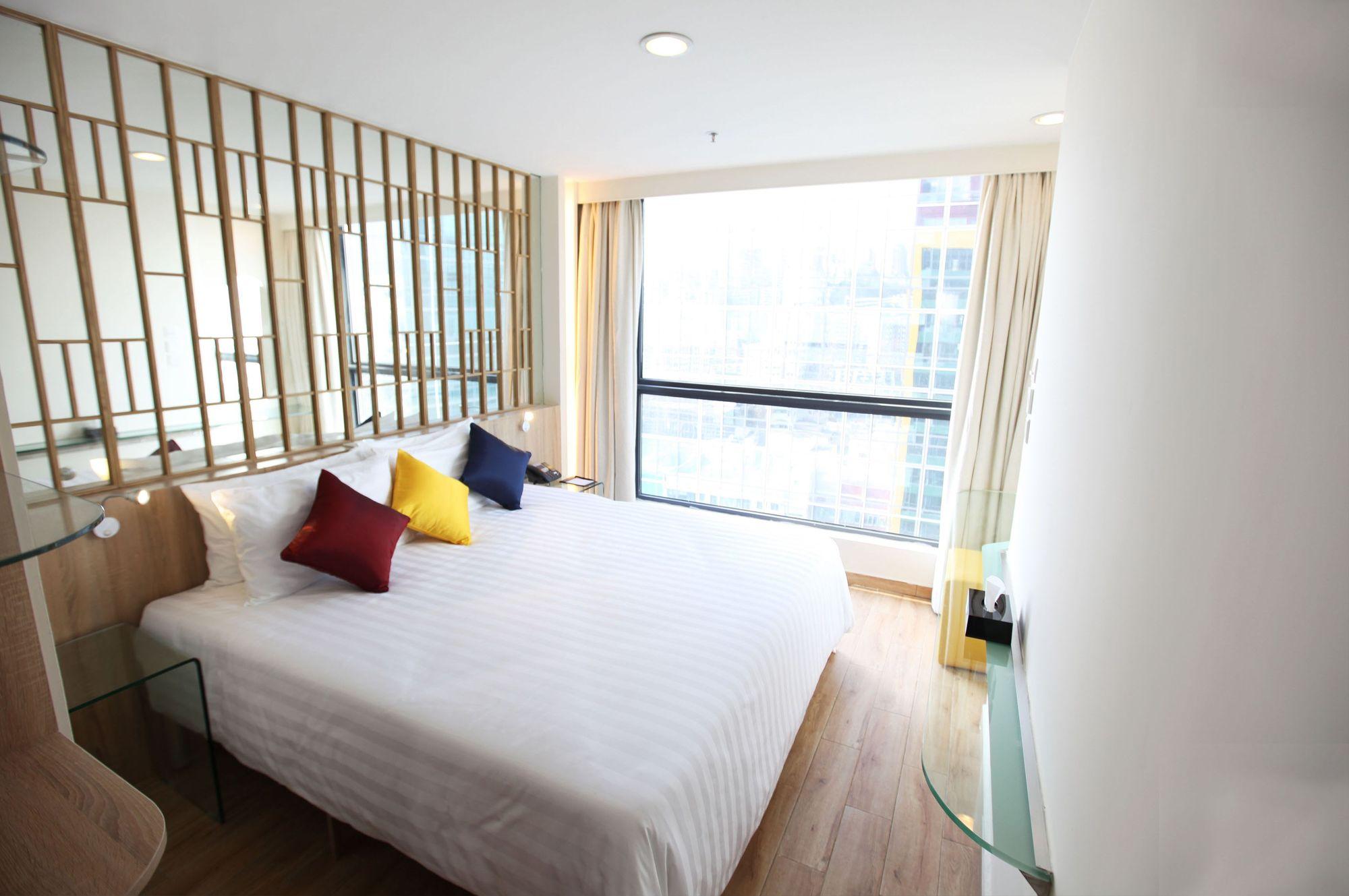 Iw Hotel Hong Kong Exterior photo