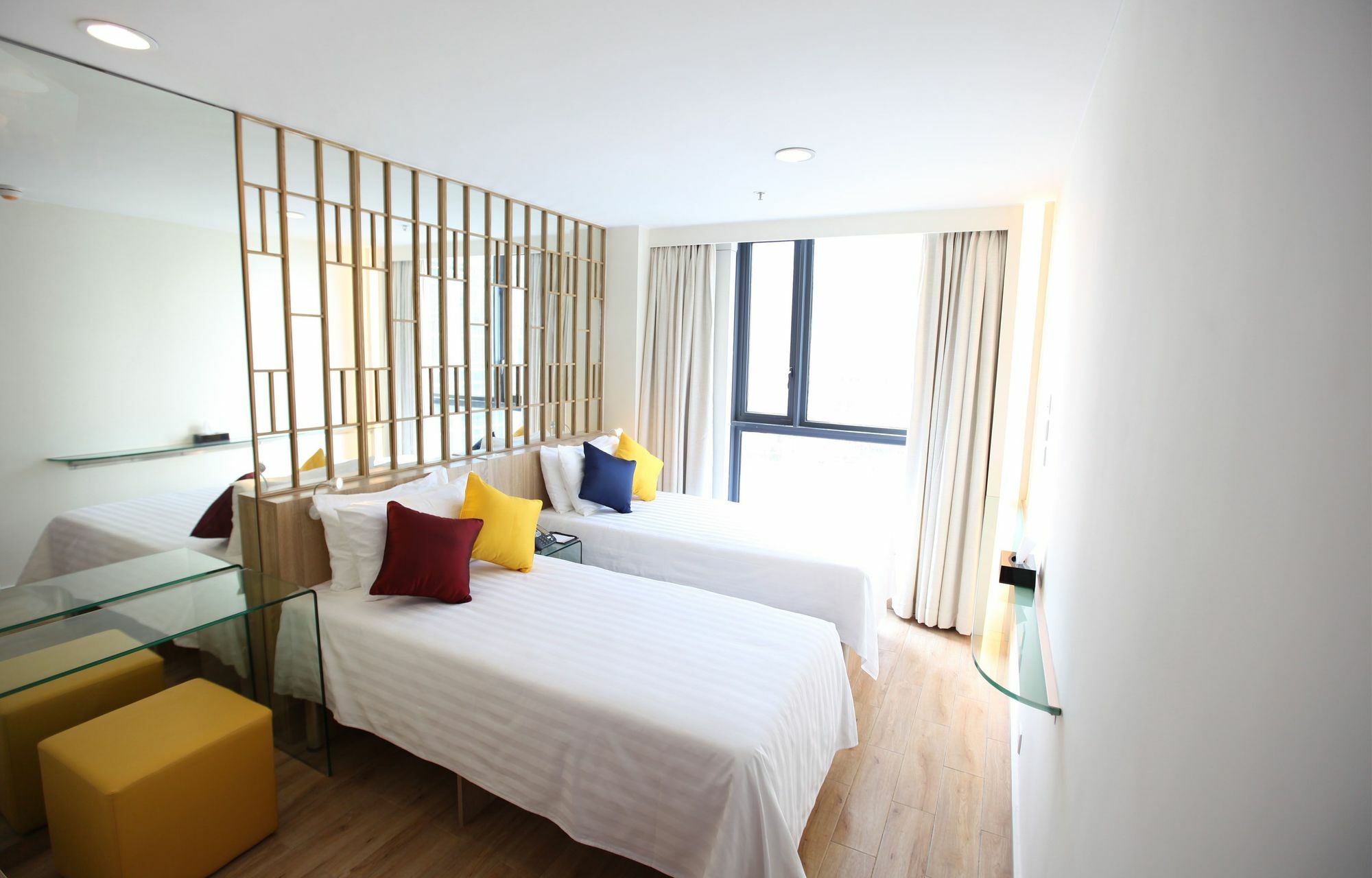 Iw Hotel Hong Kong Exterior photo